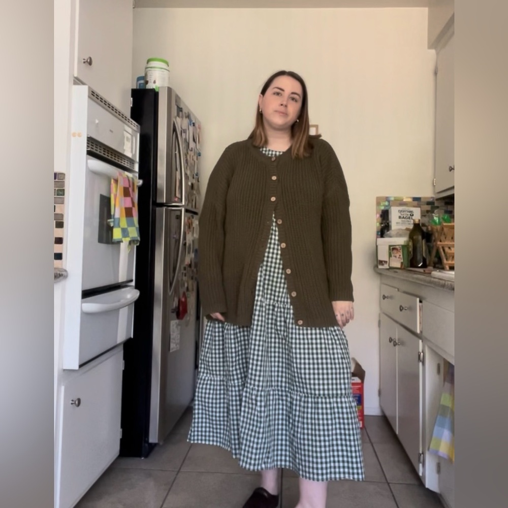 Simple Folk Chunky Cardigan in Olive